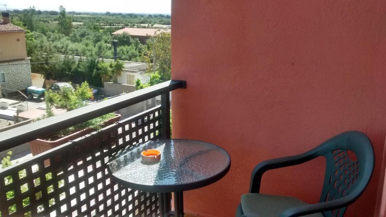 Hostal Sant Roc Botarell Exterior foto